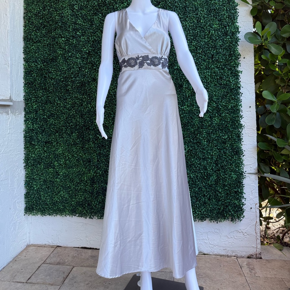 Newport News Silver 100% silk Holiday Maxi Dress 16